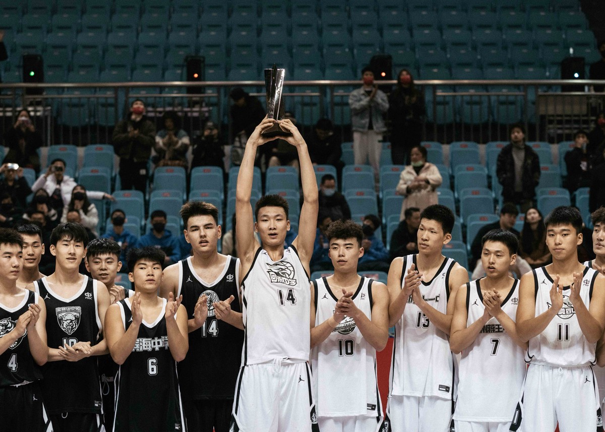 如何通过合理的营养补充来支持篮球恢复训练?_0
